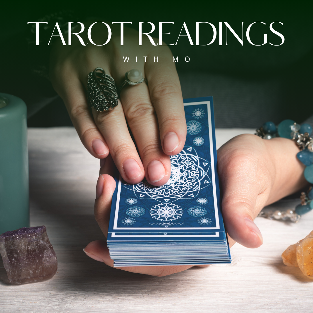 Intuitive Tarot Readings with Mo