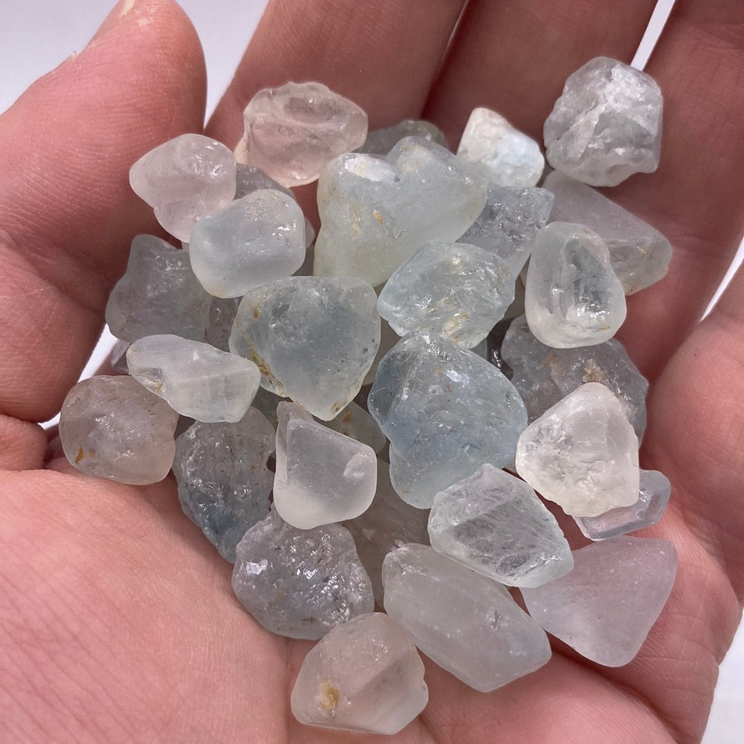 Blue Topaz Rough Cut (Extra Small) – Moonbeam Healing