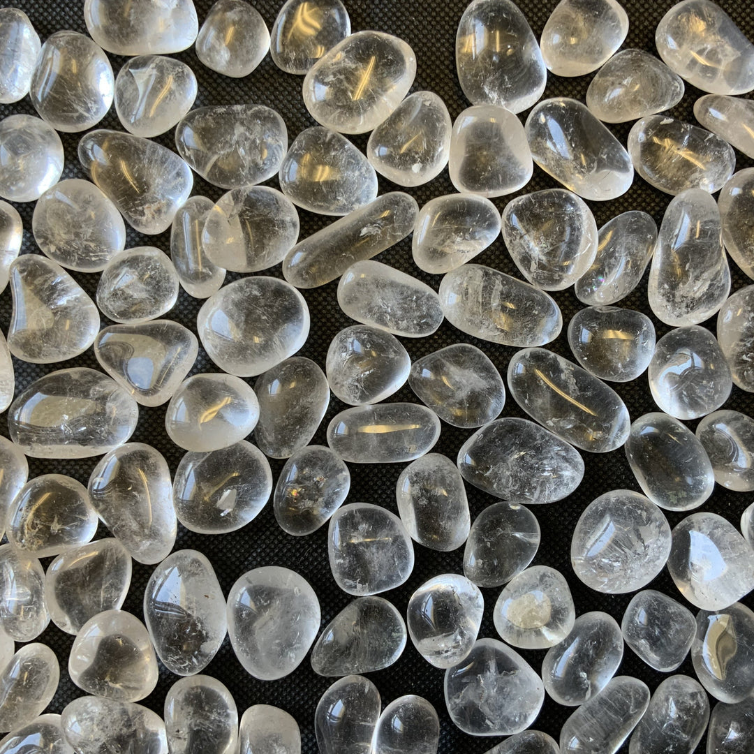 clear quartz tumbled stone