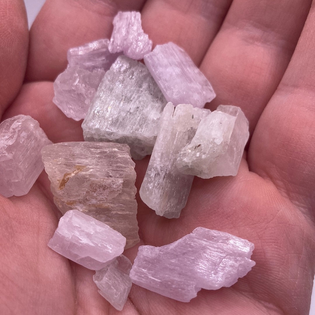 Kunzite Rough Cut (xs)