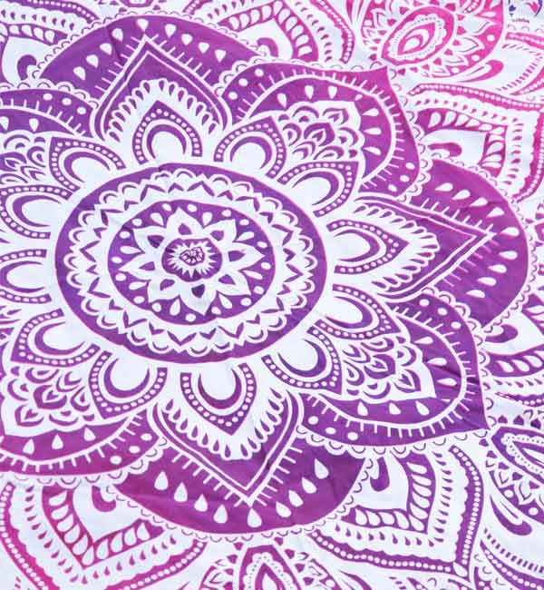 Shoora Roundie Tapestry - Pink