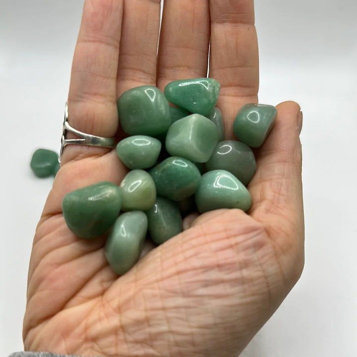 Green Aventurine Crystal Polished Stones (lb)