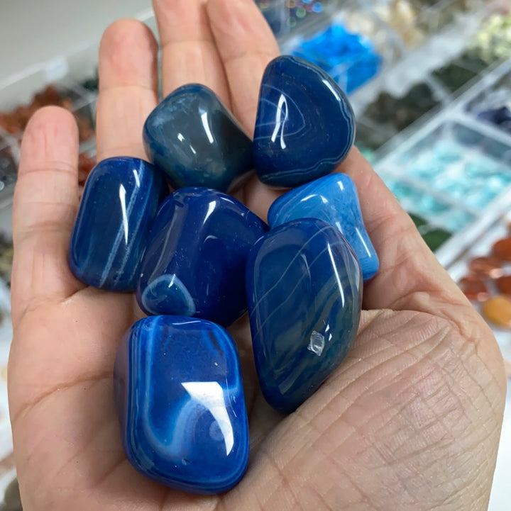 Blue Agate Dyed Tumbled Stone (M-L)